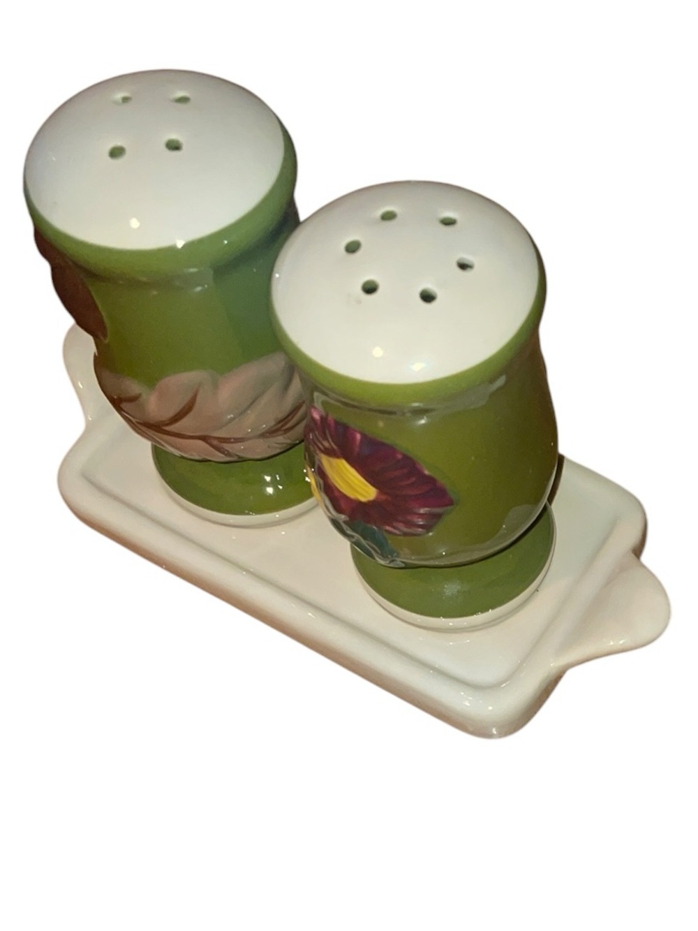 Anthropologie The Faye Icon Stoneware Salt & Pepper Shaker Set Green Floral NWT - Picture 7 of 8